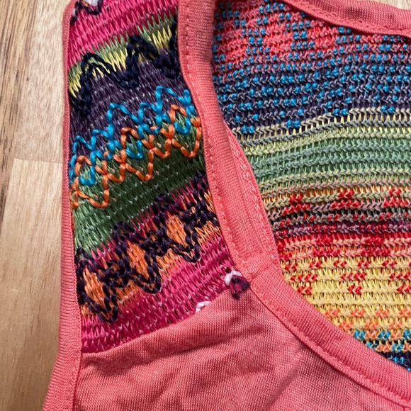 Sun & Moon Razor Back Tank, Size Medium - Picture 4 of 7